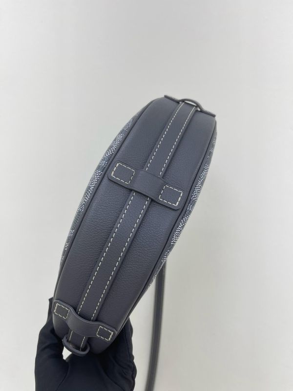 【95成新】GOYARD  半月包 