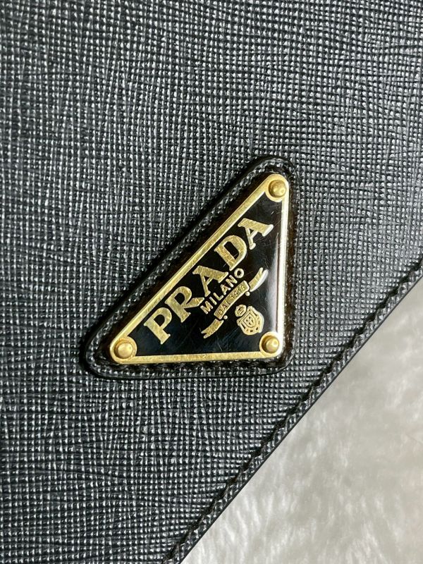 【9成新】PRADA  Saffiano Pochette WOC 