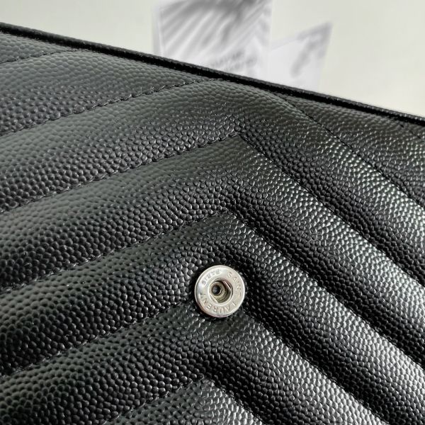 【12期0利率】YSL  魚子醬牛皮 22.5CM WOC斜背包【95成新】 