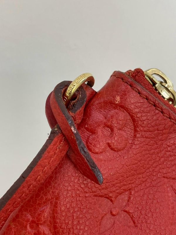【85成新】LV 小手拿錢包 