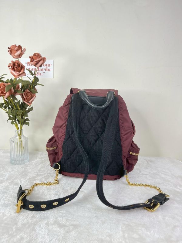【9成新】BURBERRY THE RUCKSACK 金LOGO 中號後背包 