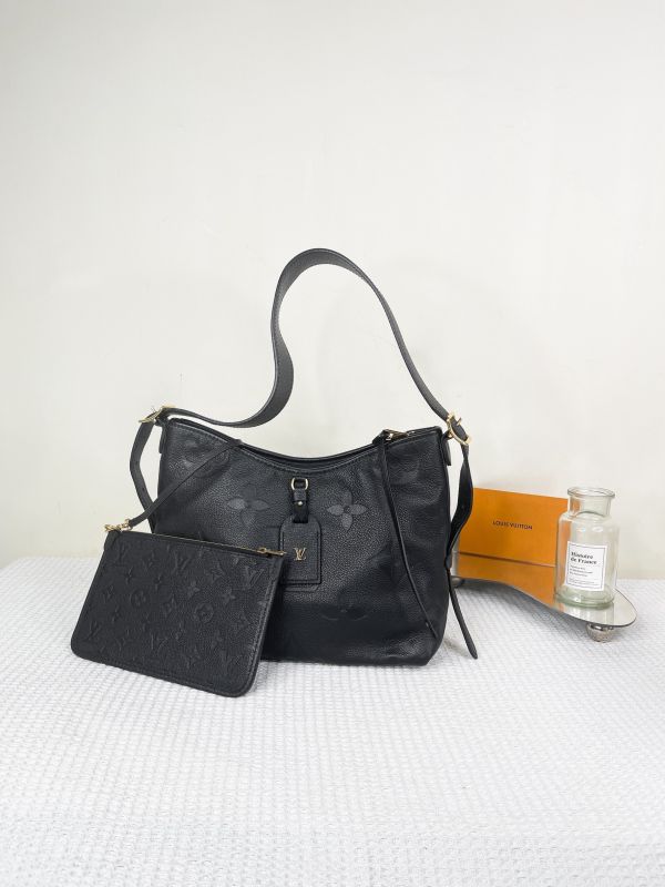 【分期0利率】LV CarryAll PM 【95成新】 