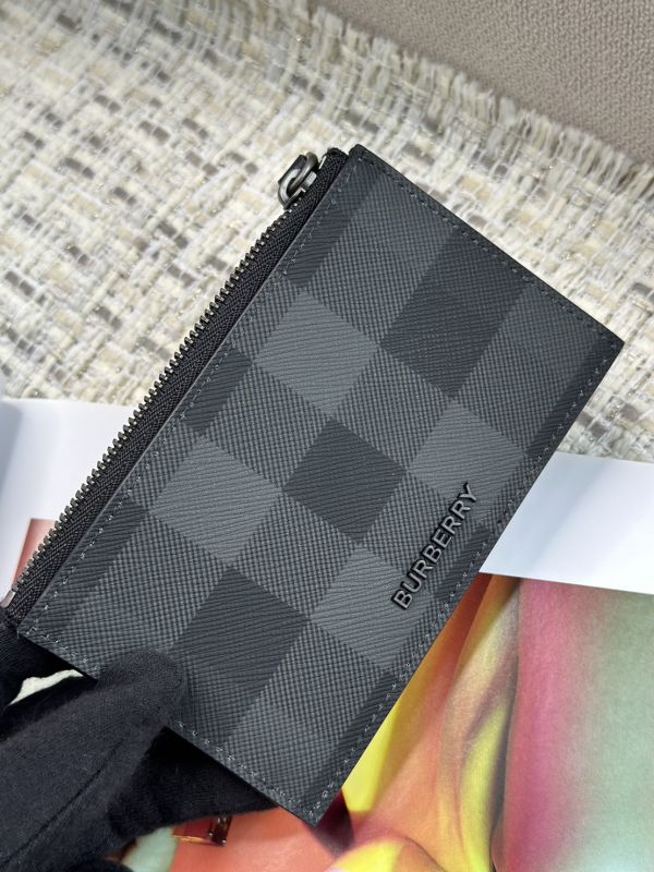 【12期0利率】【全新品】BURBERRY 炭灰格紋拉鍊零錢卡包SO BLACK【現金價10000】 