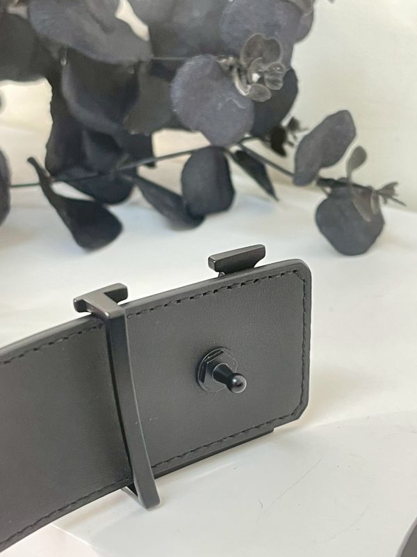 【分期0利率】LV  Initiales啞面黑色皮帶 40MM【全新品】 
