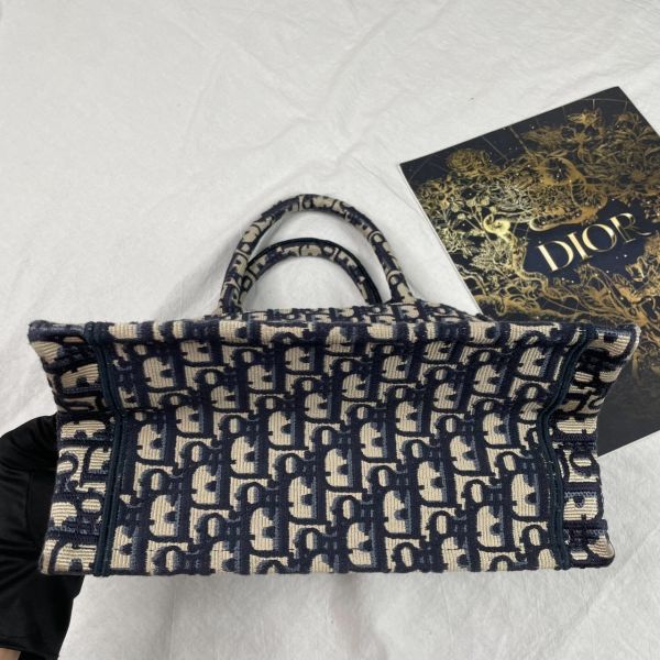 【12期0利率】Dior Book Tote 小碼【95成新】 