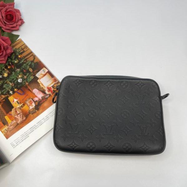 【12期0利率】LV Trio 郵差包【24年3月韓國購證】【99成新】 