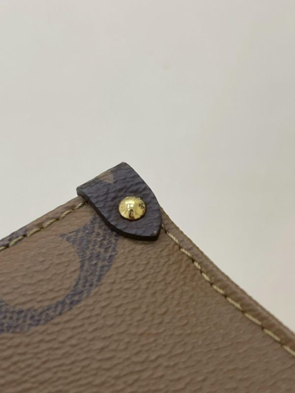 【置品新品】LV ON THE GO EAST WEST 