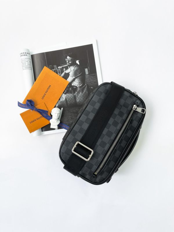 【9成新】LV Damier Graphite Ambler 
