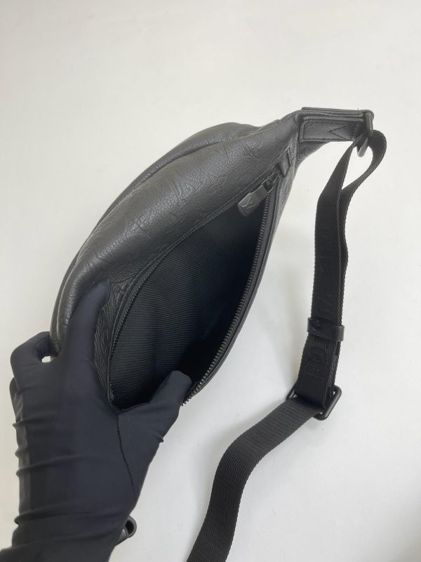 【95成新】LV Discovery PM 腰包 