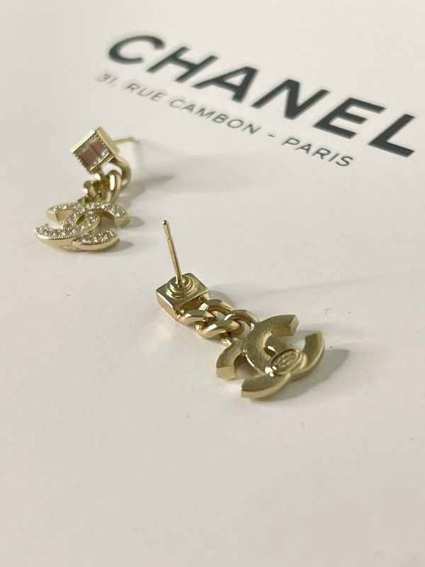 【分期0利率】CHANEL 方型水鑽及鍊條垂墜耳環【未使用閒置品】 