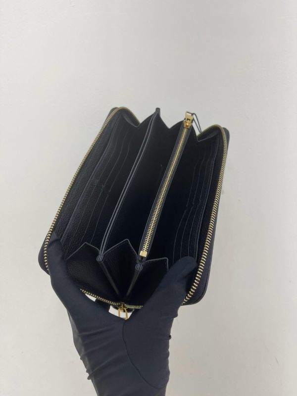 【95成新】LV 皮革LOGO拉鍊錢包 