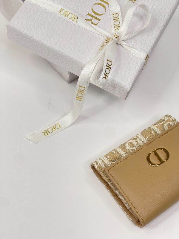 【分期0利率】DIOR 30 Montaigne Veronia 短夾【未使用閒置品】 