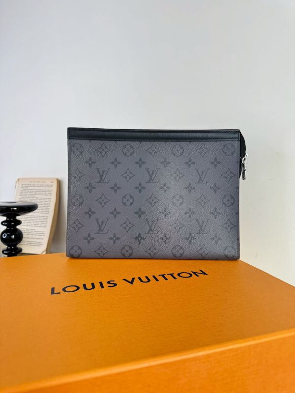 【分期0利率】LV Pochette Voyage MM 手拿包【9成新】 