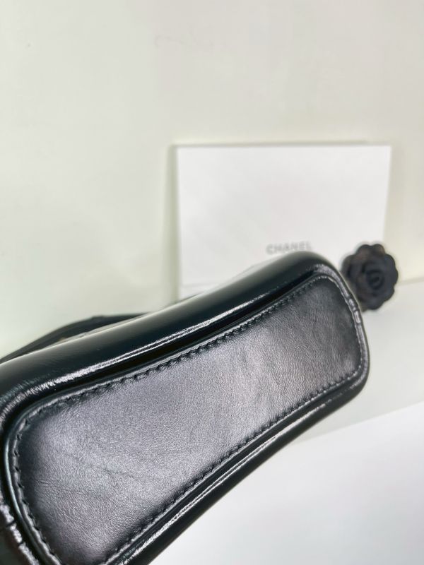 【分期0利率】CHANEL Gabrielle hobo 流浪包小號【99成新，新包味道還在】 