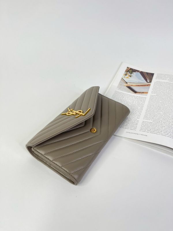 【95成新】YSL CASSANDRE小羊皮大信封長夾 