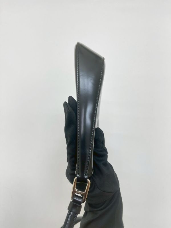 【9成新】PRADA CLEO 亮澤腋下包 