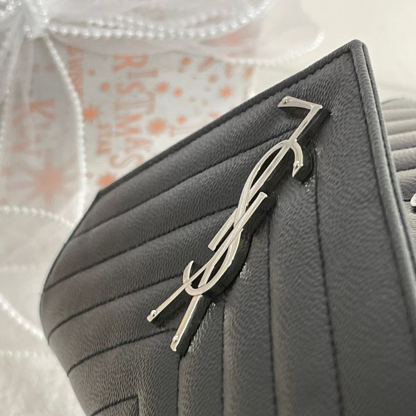 【12期0利率】YSL WOC 魚子醬鍊包 銀扣22.5CM【台灣購證】【95成新】 
