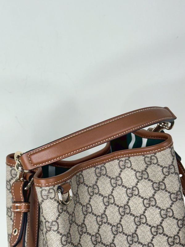【分期0利率】GUCCI GG Emblem系列小號水桶包 【99成新】 