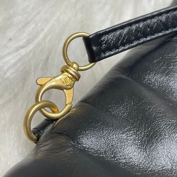 【12期0利率】CHANEL  22BAG  SMALL【95成新】 