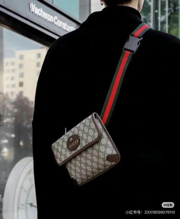 【95成新】GUCCI Supreme虎頭胸包 