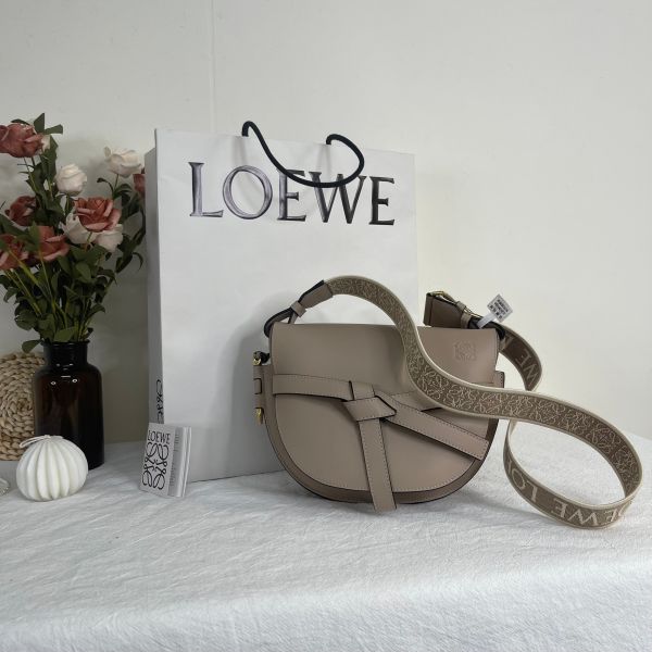 【12期0利率】LOEWE SMALL GATE柔軟小牛皮【99成新】 
