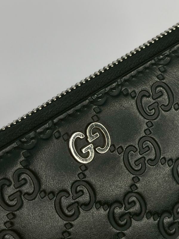 【9成新】GUCCI Signature GG 壓紋牛皮拉鍊長夾 
