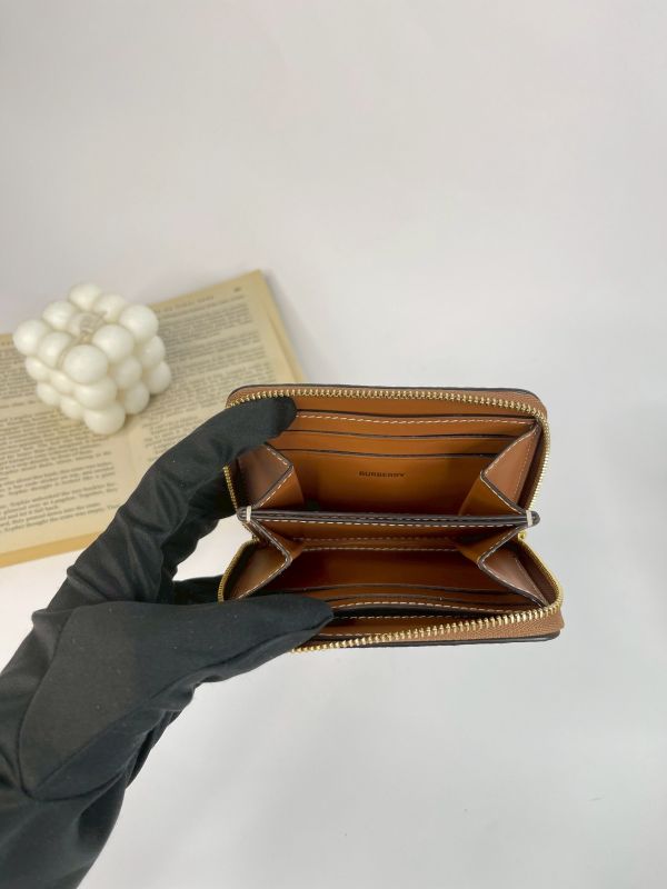 【分期0利率】BURBERRY VINTAGE格紋拉鍊ㄇ字零錢包 【95成新】 