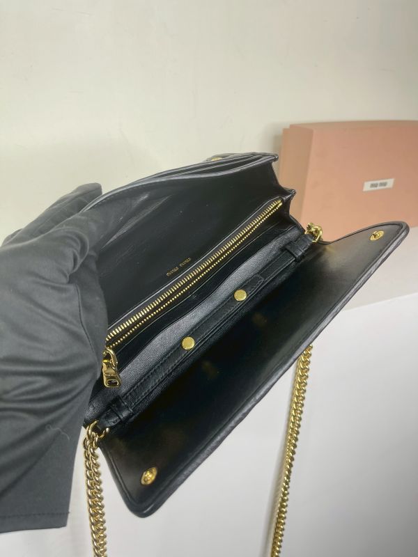 【分期0利率】MIUMIU MATELASSE 鍊條WOC【85成新】 