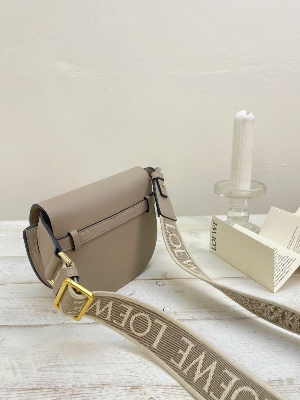 【9成新】LOEWE MINI GATE 雙層包 沙色 