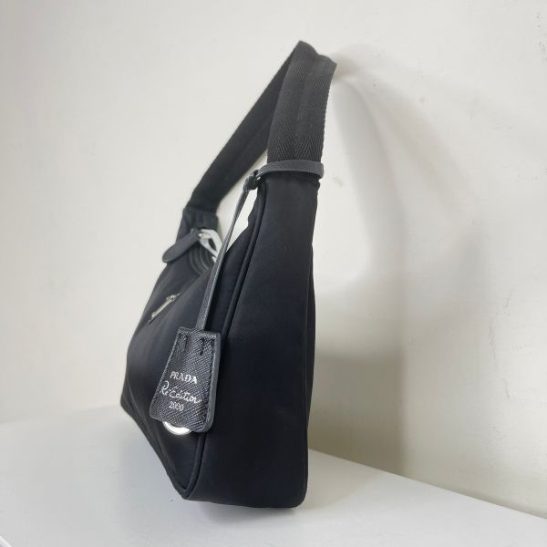 【分期0利率】PRADA Re-Edition 2000 迷你包【9成】 