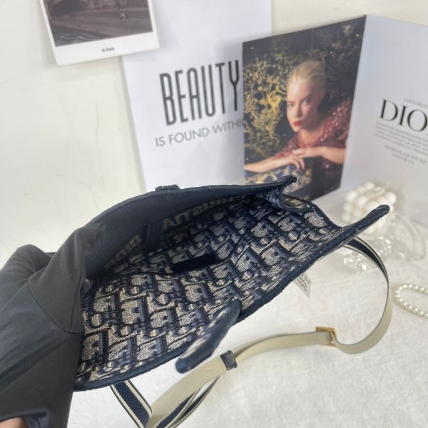 【12期0利率】DIOR SADDLE 絨布老花馬鞍包【22年1月澳門購證】【成新】 