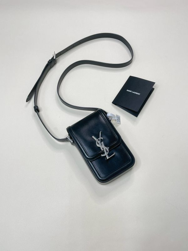 【分期0利率】YSL 直式翻蓋手機包 【95成新】 