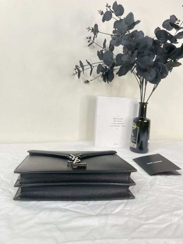 【分期0利率】YSL CASSANDRA 翻蓋包【95成新】 