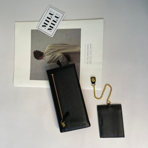 【全新閒置品】【12期0利率】PRADA 拉鍊皮夾 雙折長皮夾 