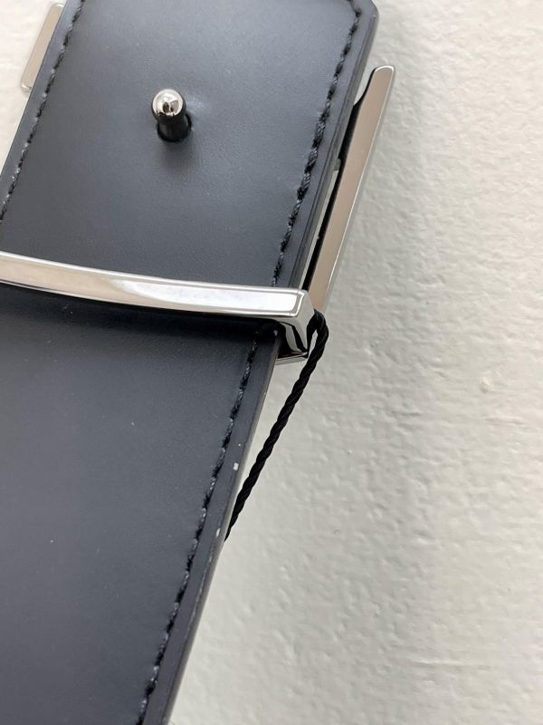 【95成新】LV Initiales 雙面皮帶40MM 