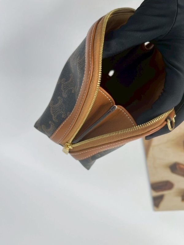 【95成新】CELINE 旋門滿版迷你貝殼包 