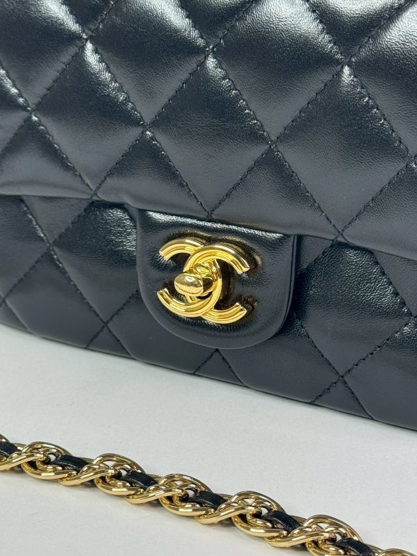 【分期0利率】CHANEL 23s 金屬HANDLE翻蓋鍊包 【99成新】