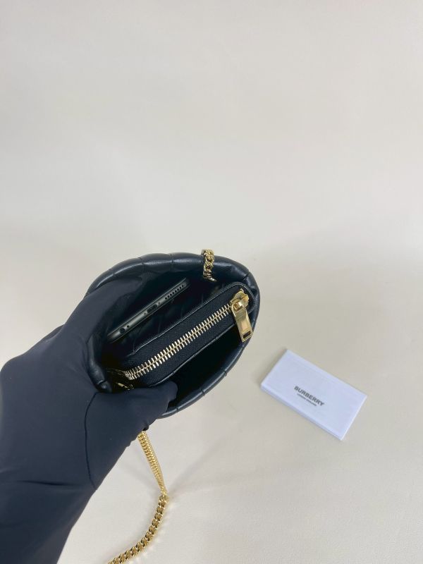 【分期0利率】BURBERRY  LOLA  TB  MICRO 水桶包【95成新】 