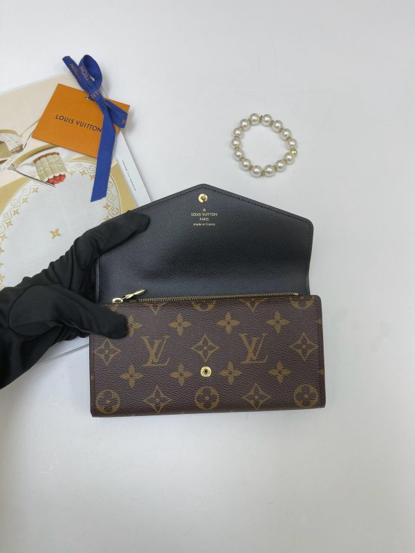 【95成新】LV SARAH 拚色長夾 