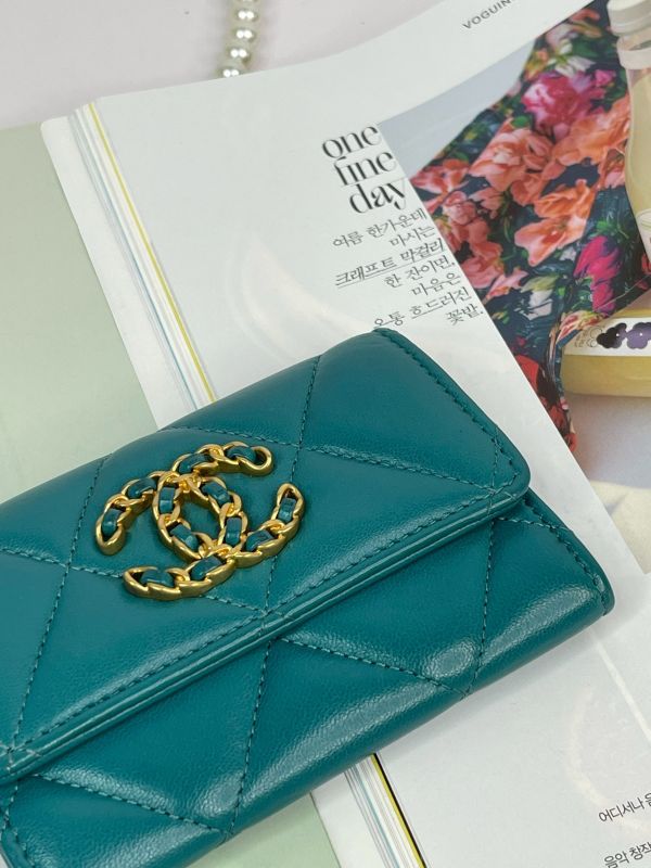 【分期0利率】CHANEL 19口蓋卡包【9成新】 