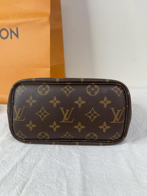 【99成新】LV Neverfull Inside Out BB 