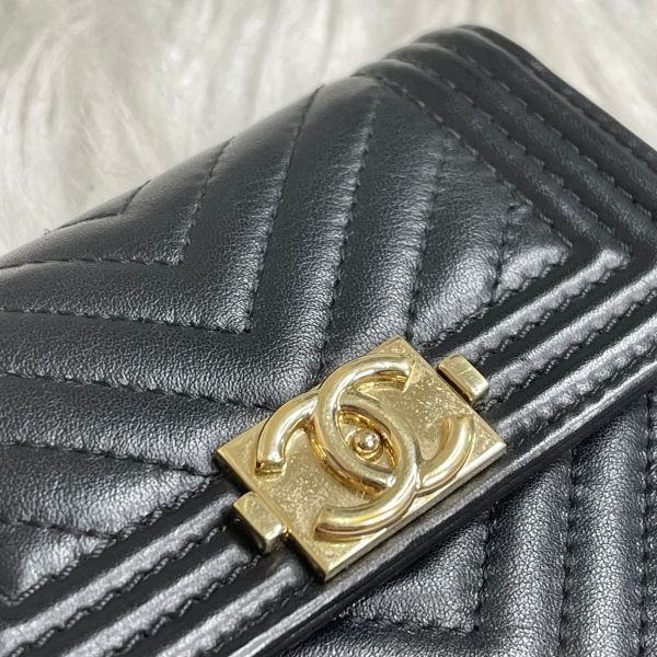【12期0利率】CHANEL LE'BOY山形紋羊皮三折短夾【9成新】 