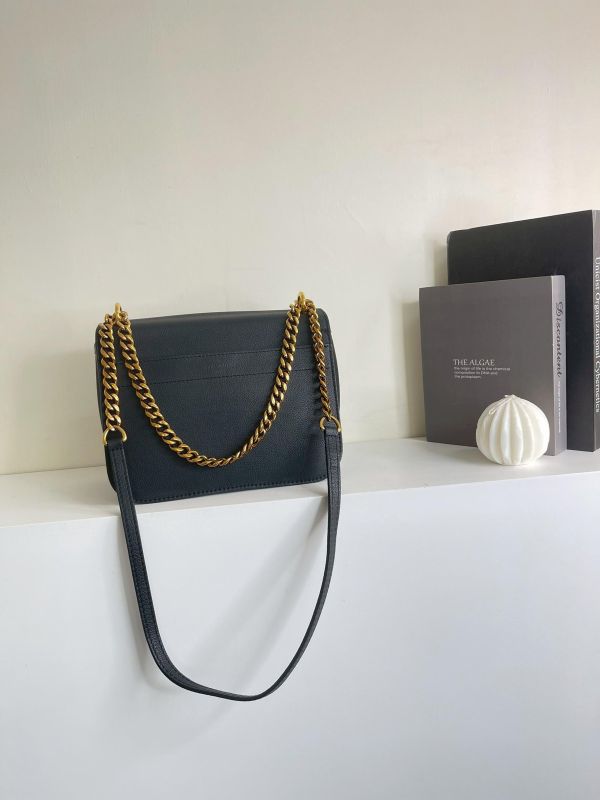 【99成新】LV LOCKME CHAIN 小號斜背包 