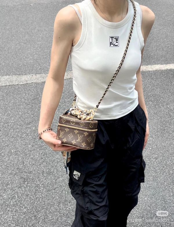 【95成新】LV NICE NANO 