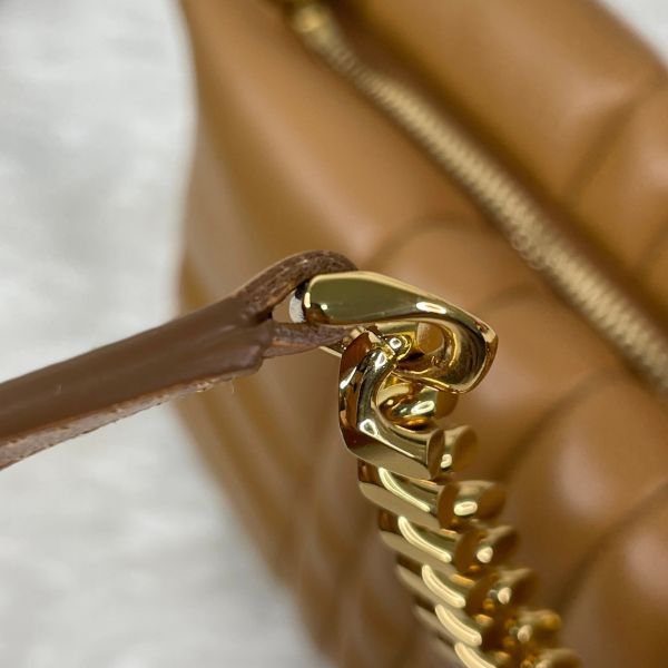 【12期0利率】BURBERRY  LOLA TB皮革船型斜背包【9成新】 