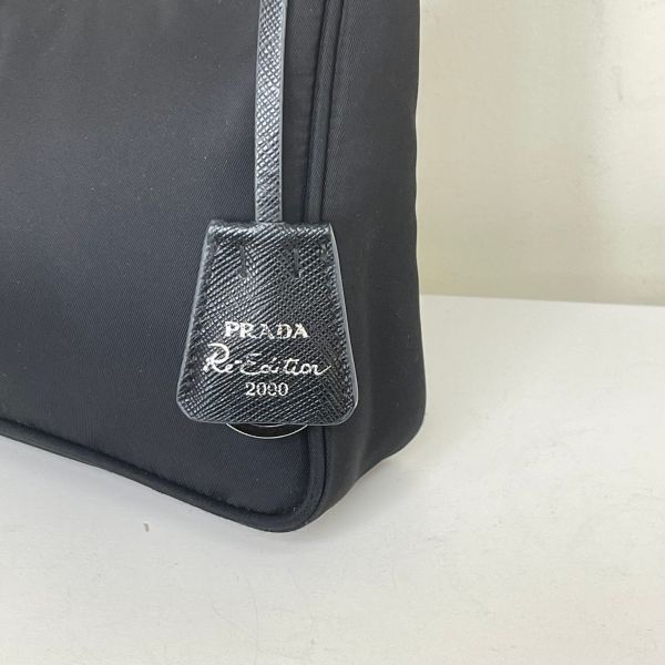 【分期0利率】PRADA Re-Edition 2000 迷你包【9成】 