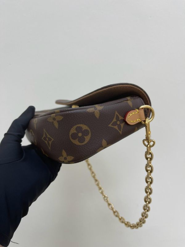【95成新】LV  Wallet on Chain Ivy 