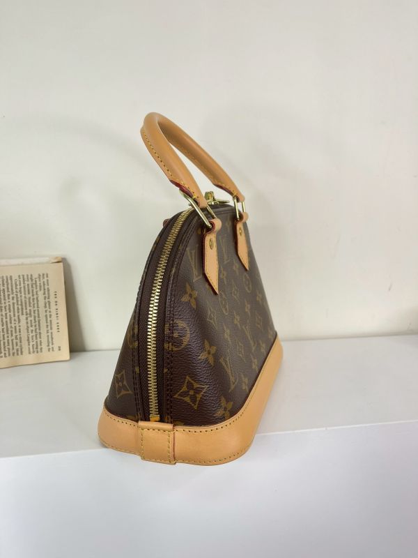 【分期0利率】LV Alma BB 貝殼包【9成新】 