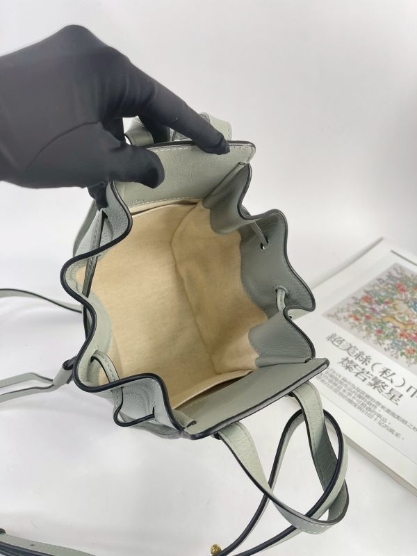 【95成新】LOEWE Mini Hammock 小牛皮 