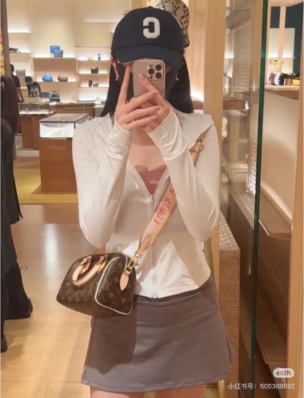 【分期0利率】LV Speedy Bandoulière 20【99成新】 